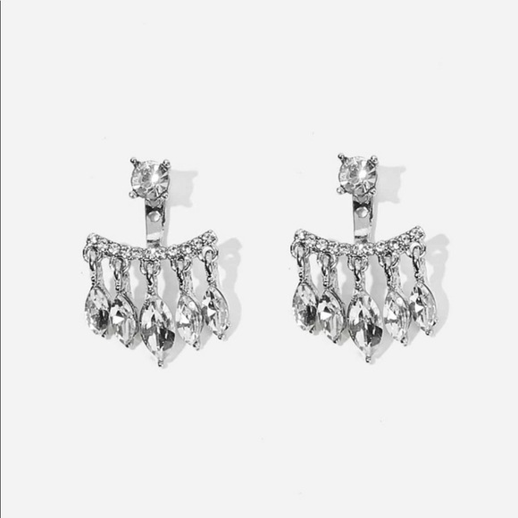 🆕 Rhinestone Fringe Earrings - Picture 2 of 4